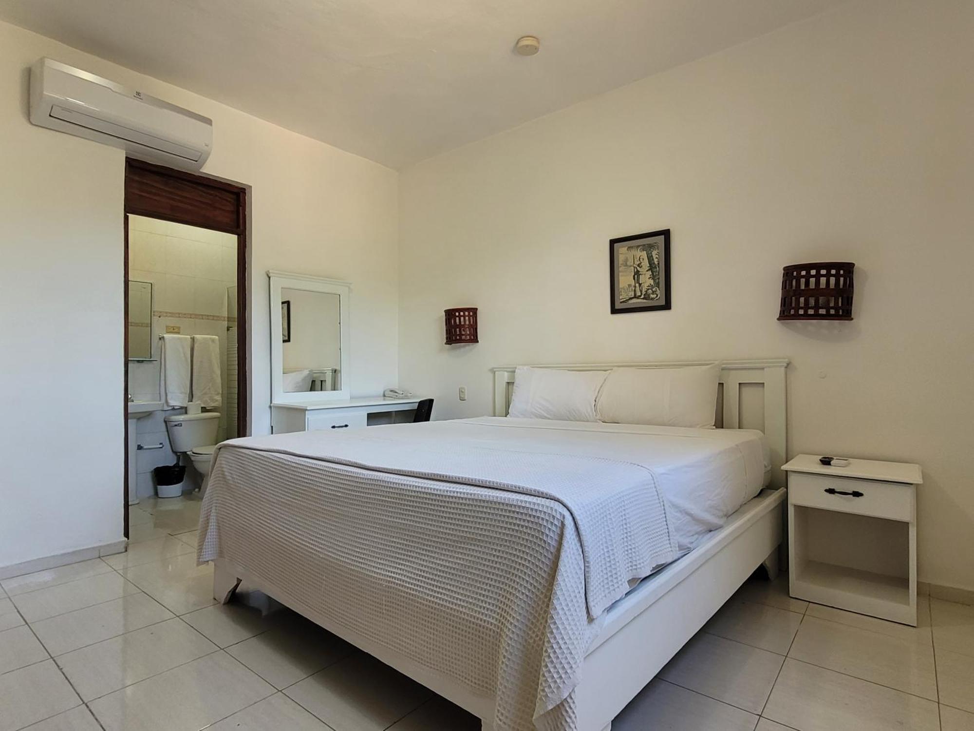 Drake Bolivar Santo Domingo Exterior photo
